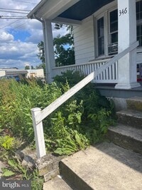 Building Photo - 346 E North St