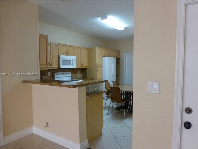 Building Photo - 2180 Ensenada Terrace