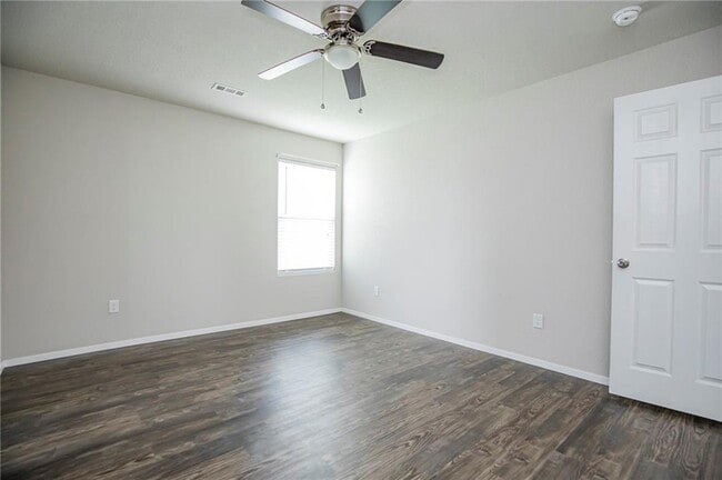 Building Photo - 713 NW 67th Ave