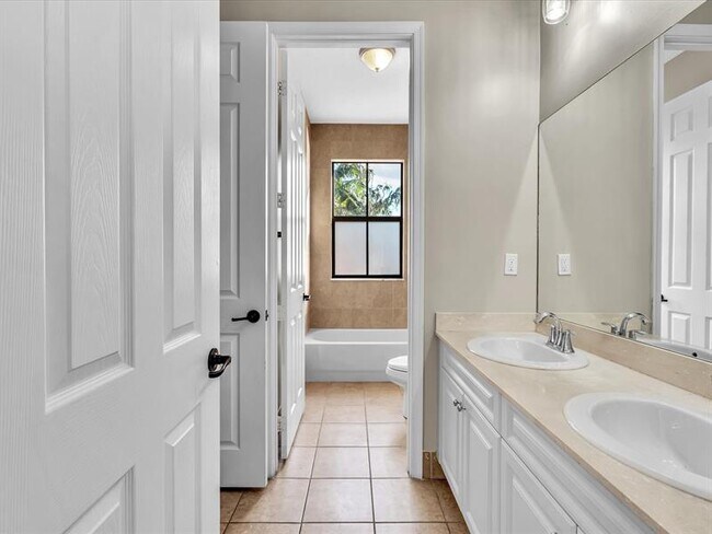 Building Photo - 8567 NW 41 St