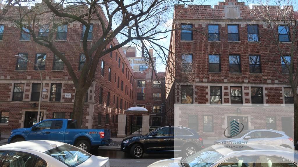 Building Photo - 845 W Agatite Ave