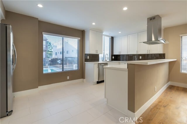 Building Photo - 4939 Laurel Canyon Blvd