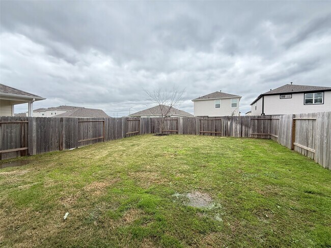 Building Photo - 23439 Triumph Dr