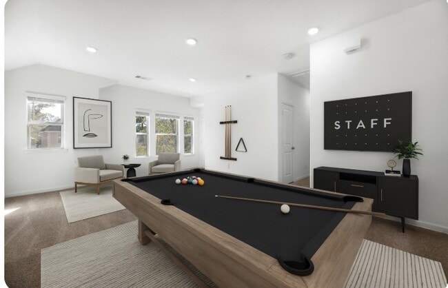 Building Photo - 1650 Chart Dr