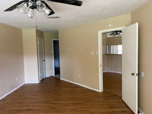 Building Photo - 6507 Bridgegate Dr