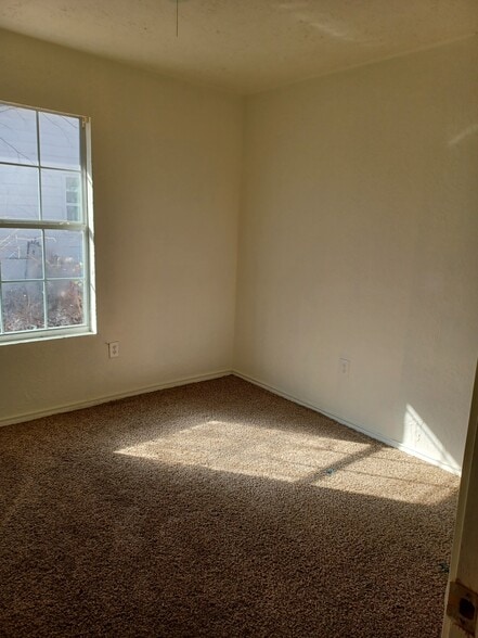 Building Photo - 2205 NW 36th St