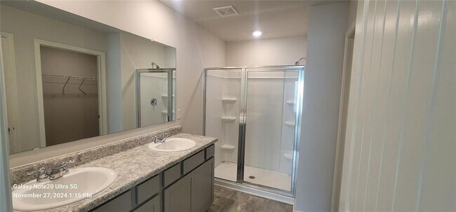 Building Photo - 8236 Bluewater Dr