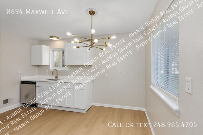 Building Photo - 8694 Maxwell Ave
