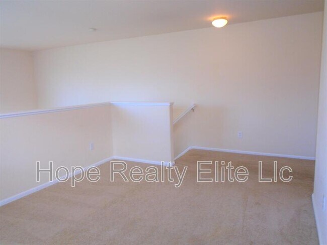 Building Photo - 1619 Monterey Rd