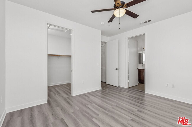 Building Photo - 2581 Arvia St