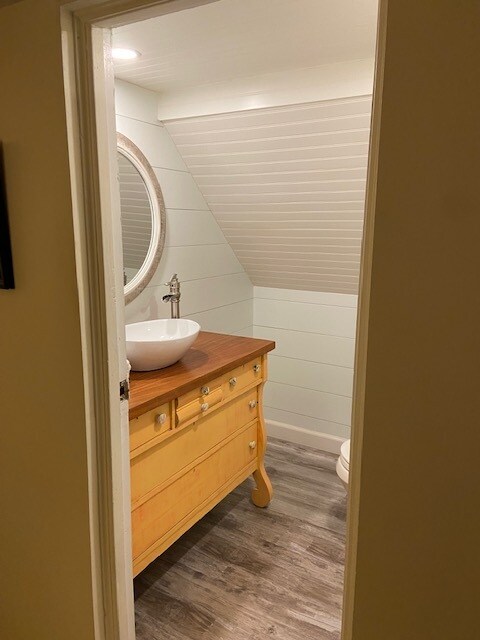 Bath - 120 W 26th St