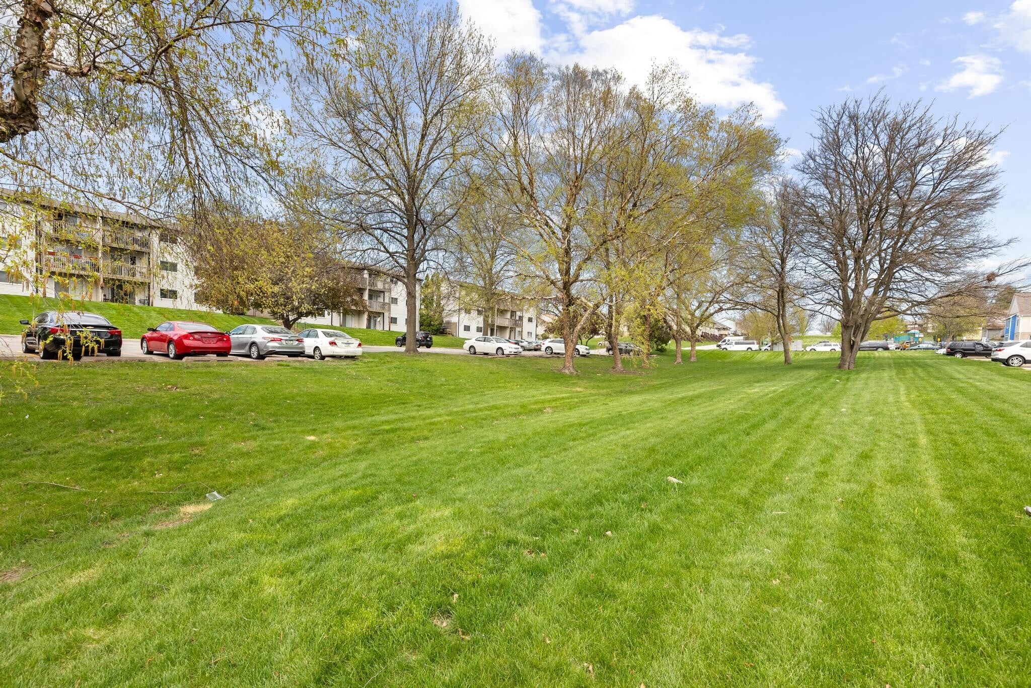 Building Photo - 740 Westwinds Dr