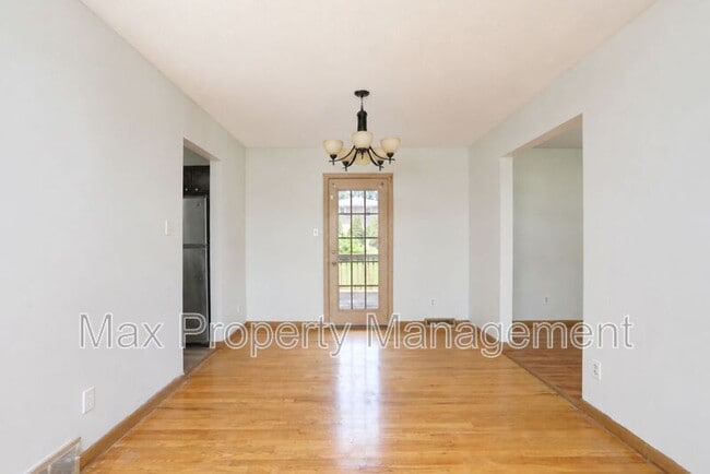 Building Photo - 4413 63rd St