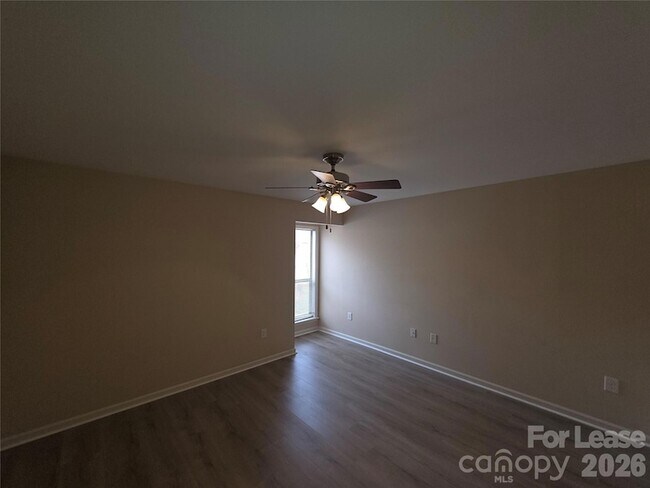 Building Photo - 7325 Winery Ln