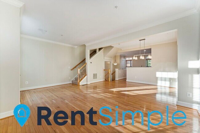 Building Photo - 3631 Madison Ln