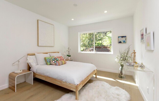 Building Photo - **3900 Paseo De Las Tortugas Torrance** Spacious 4 bedroom 3 bath with beautiful view!