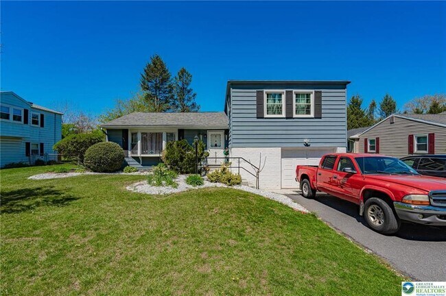 Building Photo - 2627 Nottingham Rd