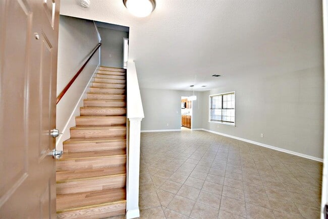 Building Photo - 3627 Windhill Loop