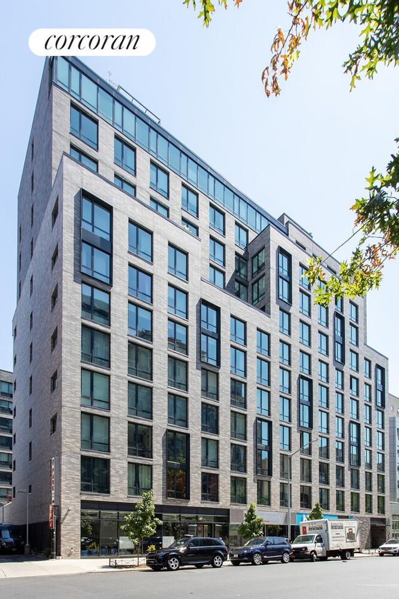 Building Photo - 23 W 116th St