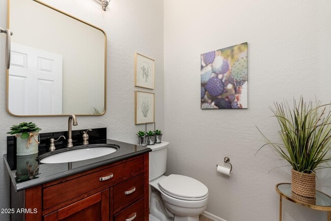 Building Photo - 5712 E Blue Sky Dr