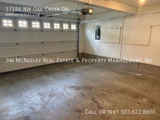 Building Photo - 17186 NW Oak Creek Dr