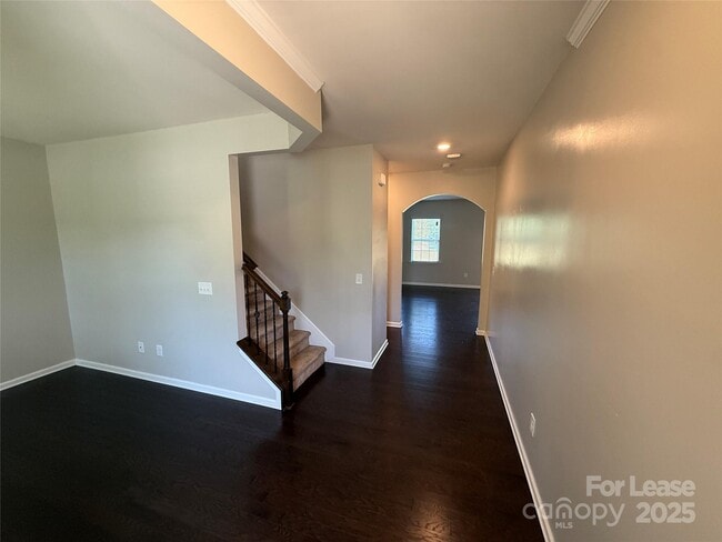 Building Photo - 15124 Evergreen House Dr