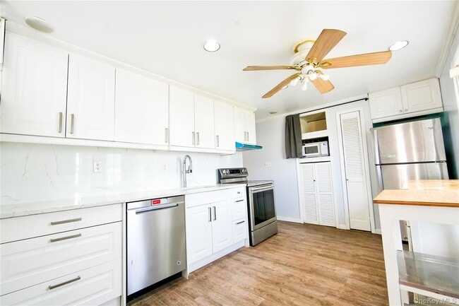 Building Photo - 32 Needle Ln