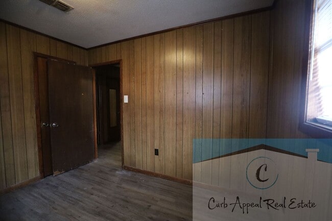 Building Photo - 2208 Sybel Cove