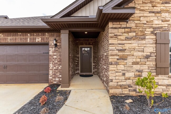 Building Photo - 111 Ranna Dr