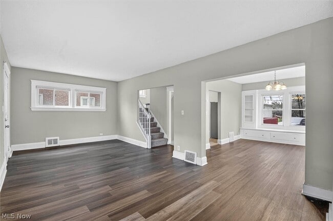 Building Photo - 12912 Maplerow Ave