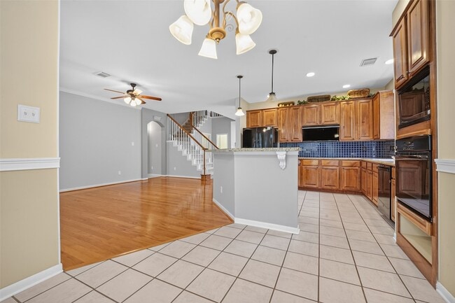 Building Photo - 4414 Ringrose Dr