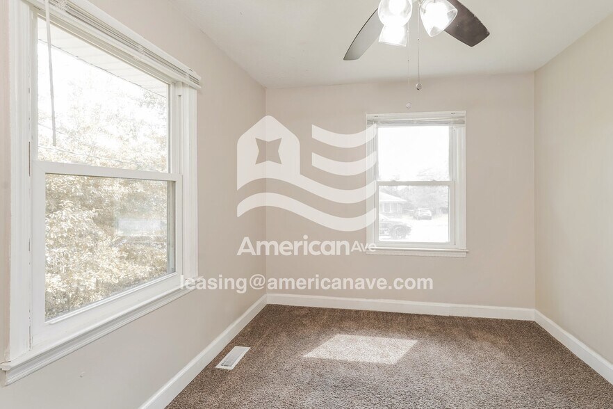 Building Photo - 3410 Westmont Dr