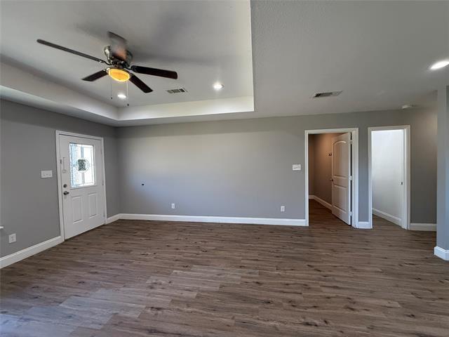 Building Photo - 2205 Morse St