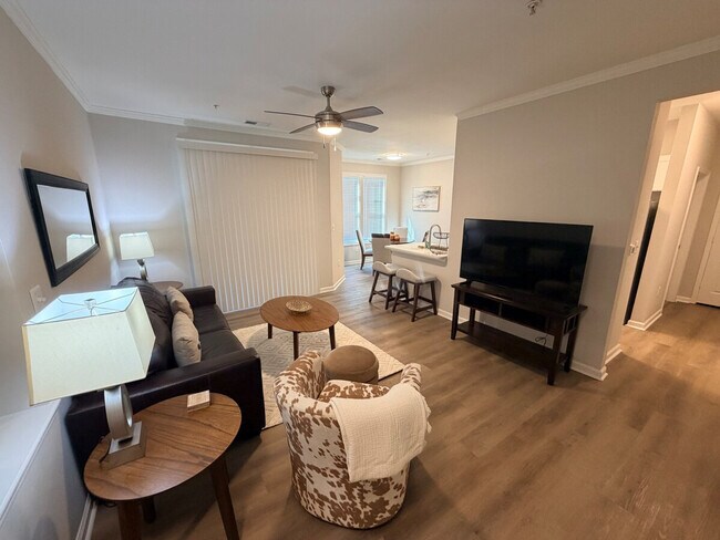 Building Photo - 609 Belle Point Dr