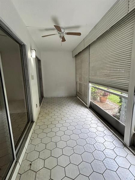 Building Photo - 2402 Antigua Cir