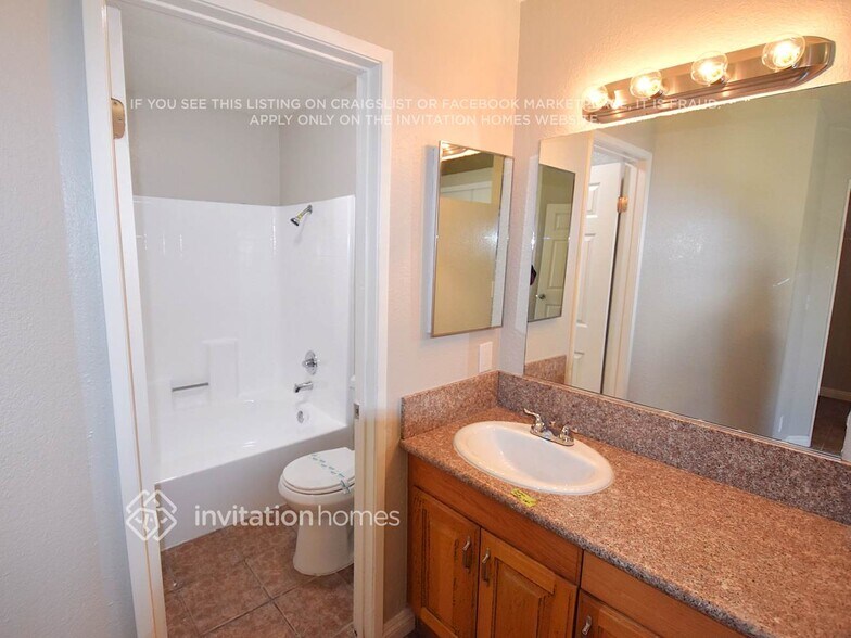 Building Photo - 15720 Shadow Mountain Ln
