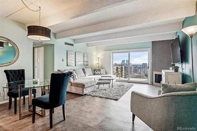 Building Photo - ***COMING SOON***  Stunning 12th-Floor 2 Bed, 2 Bath Condo in Governors Park!