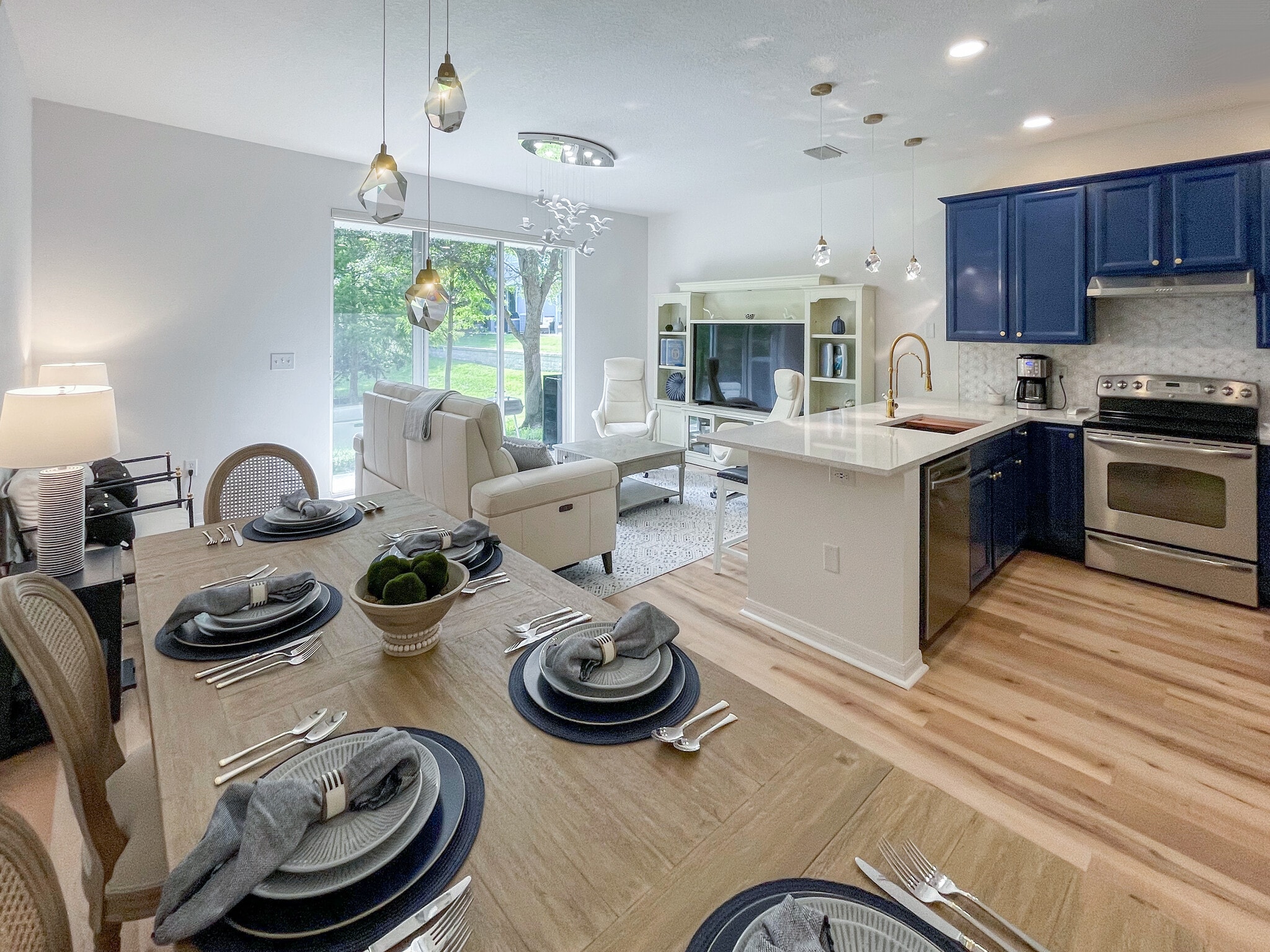 Building Photo - 2034 Strathmill Dr