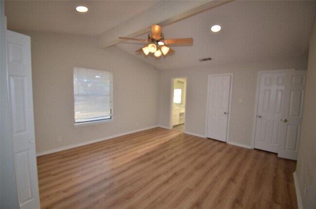 Building Photo - 7801 Parliament Pl