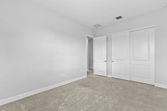 Building Photo - 5338 Liberty Ln