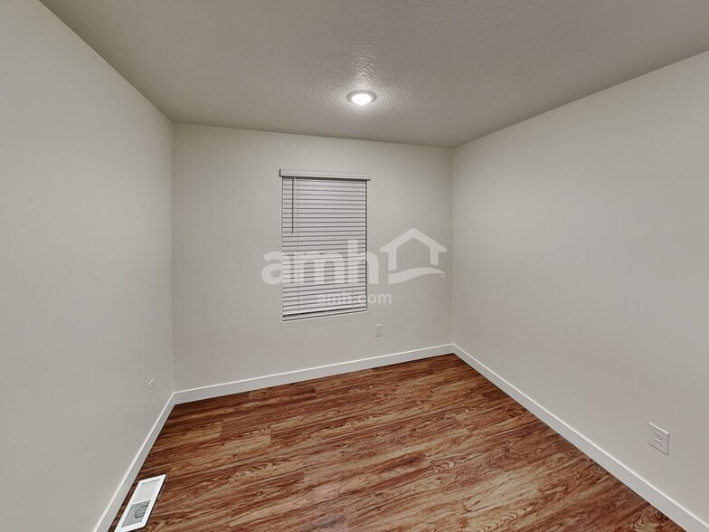 Building Photo - 3471 N Annabell St