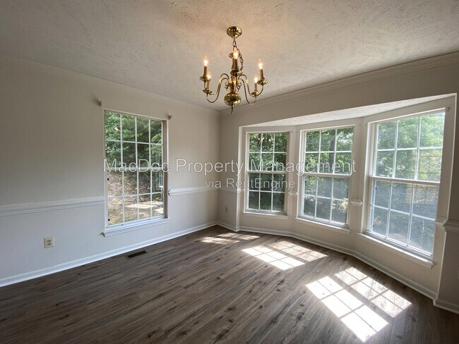 Building Photo - 11304 Springfield Dr