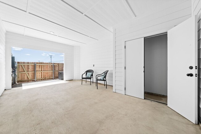 Building Photo - 739 Meiomi Dr