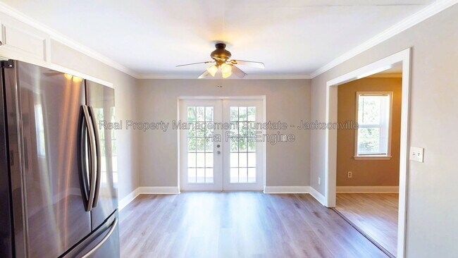 Building Photo - 865 Rudder Rd