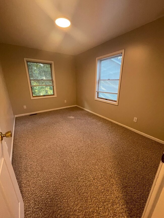 Building Photo - 230/232 Brookridge Ct.