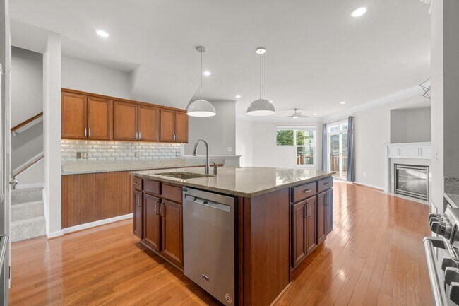 Building Photo - 23460 Twin Falls Ter