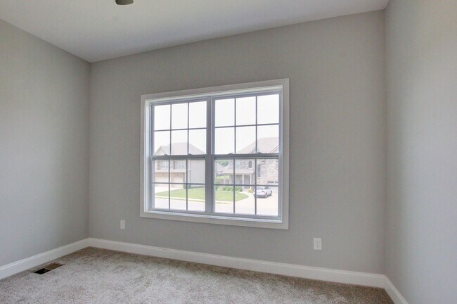 Building Photo - 1331 Juniper Pass