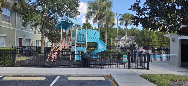 Building Photo - 10636 Regent Square Dr