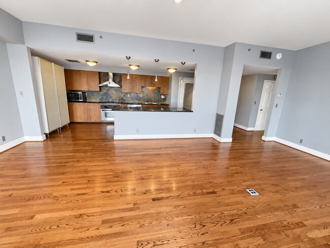Building Photo - 3030 McKinney Ave