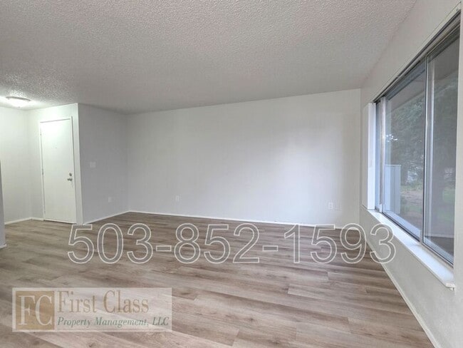 Building Photo - 1380 NE 186th Ave